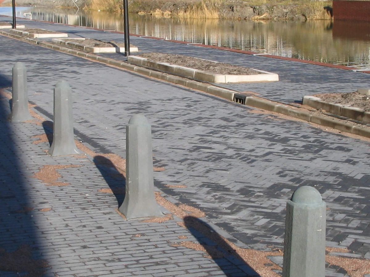 paaltjes natuursteen - Infra-Solutions